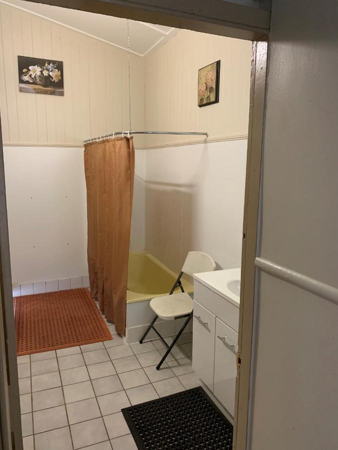 Exchange Hotel Toogoolawah Екстериор снимка